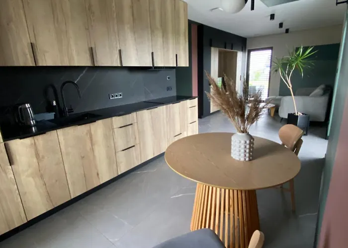 Landhuis Pokoj Z Sauna Jeziorki (Poznan)